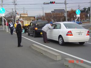 交通安全、防犯合同街頭啓発活動。02