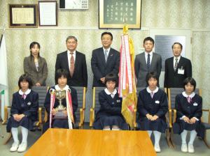 10月13日 矢吹中学校女子駅伝部全国大会出場報告01