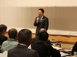 17行政区長委嘱状交付式・区長会総会03